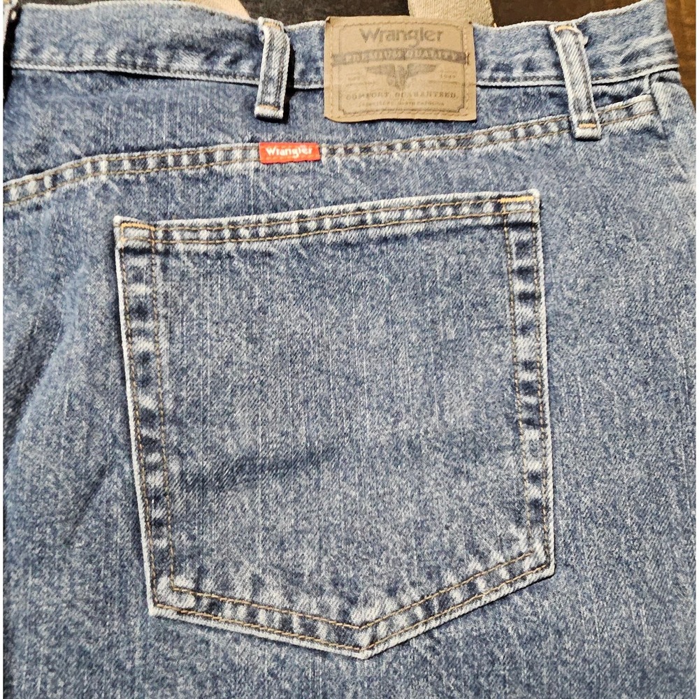 Wrangler Straight Leg Suspender Denim Jeans Flat Front High Rise Men's 48 x 30 - Picture 3 of 12